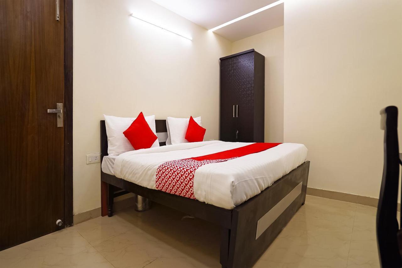Hotel O Olive Saffron Delhi  Esterno foto