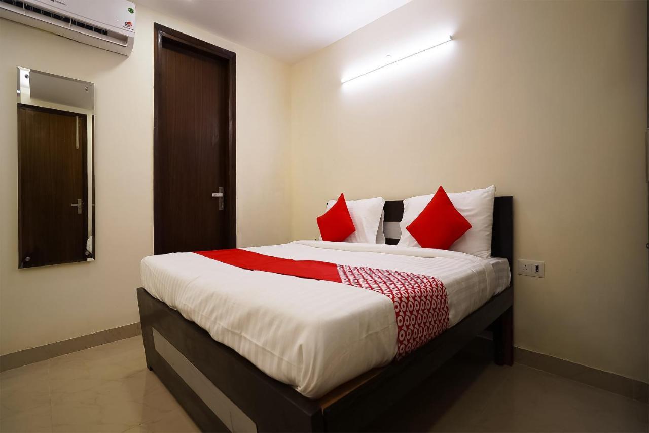 Hotel O Olive Saffron Delhi  Esterno foto