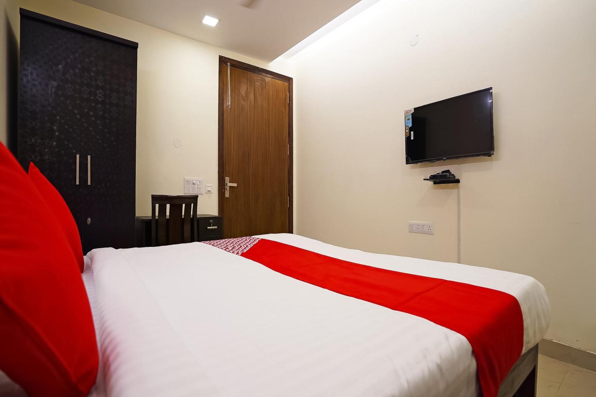 Hotel O Olive Saffron Delhi  Esterno foto