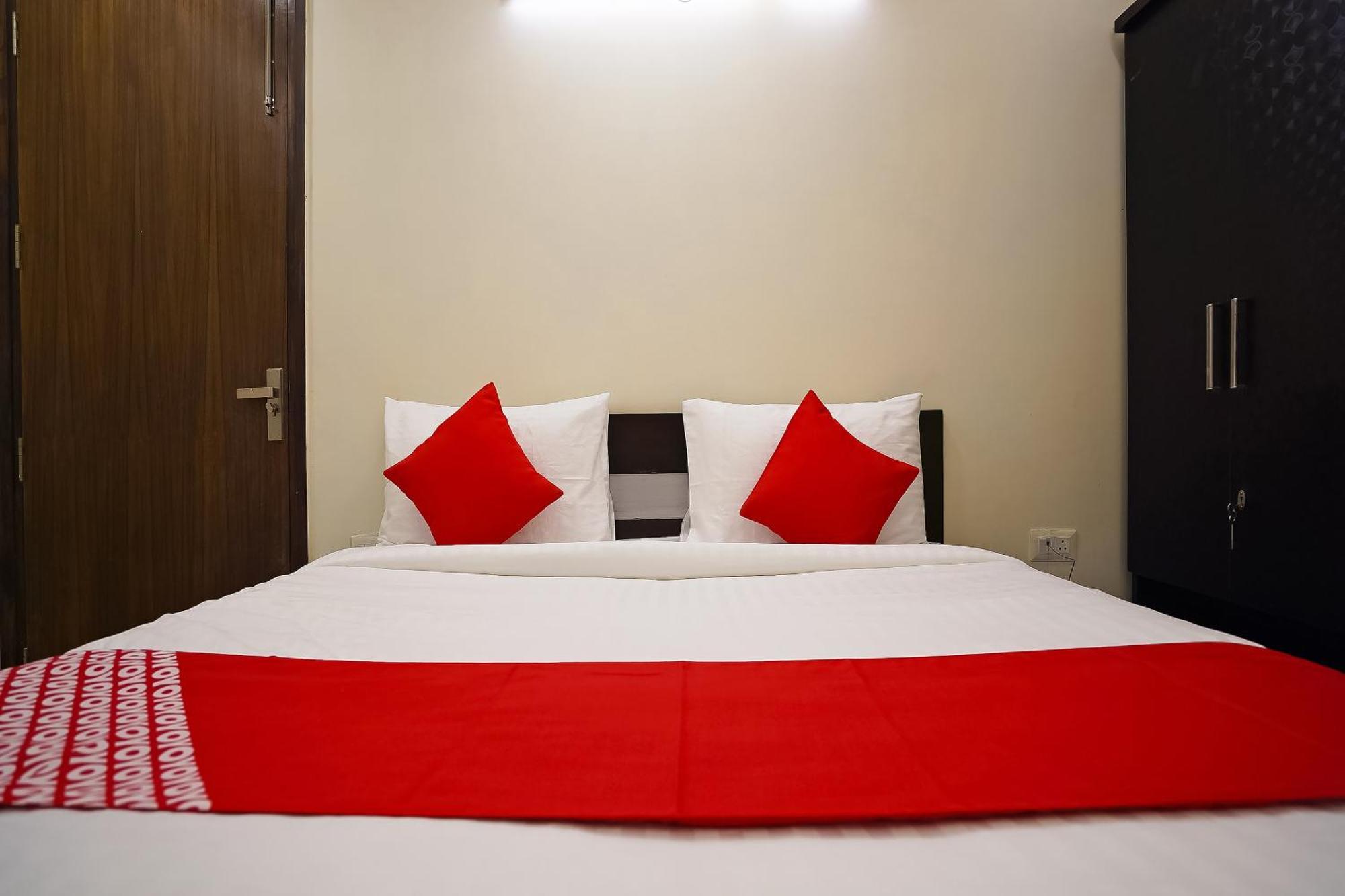 Hotel O Olive Saffron Delhi  Esterno foto