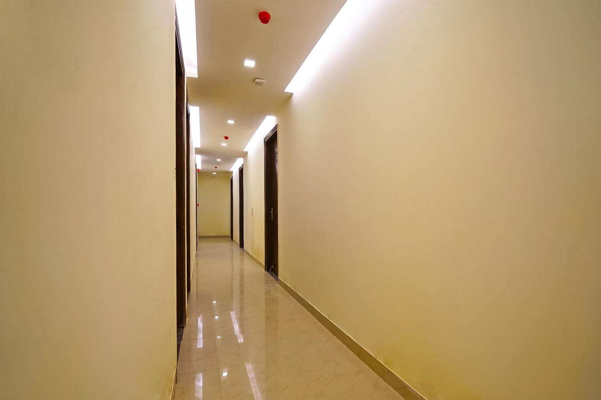 Hotel O Olive Saffron Delhi  Esterno foto